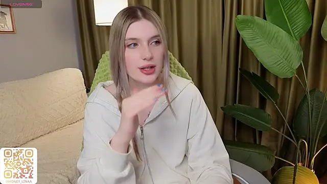 honey_kors Adlı Modelin Canlı XXX Sohbeti