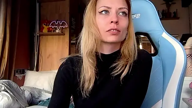 karo123421's Live XXX Chat