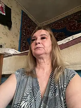 Irina2909@xh: онлайн-секс-чат