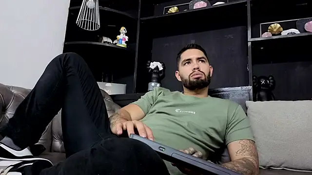 Czat XXX na żywo – matteosantos