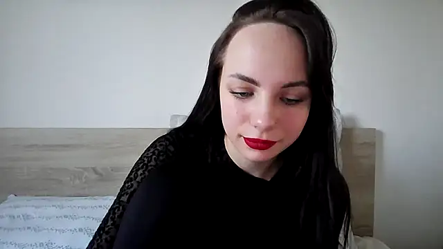 Вебкам-шоу KamilaIv