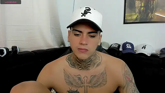 mad_maxxx2's Live XXX Chat