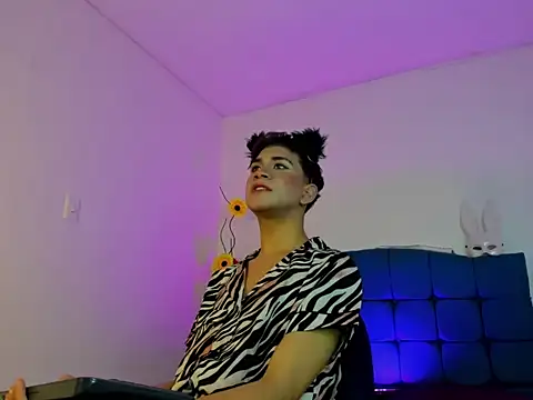 XXX chat uživo modela Ailanys_Miller