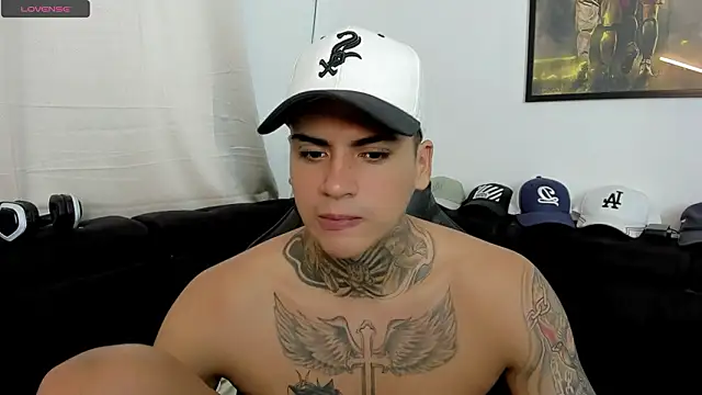 mad_maxxx2 Adlı Modelin Canlı XXX Sohbeti