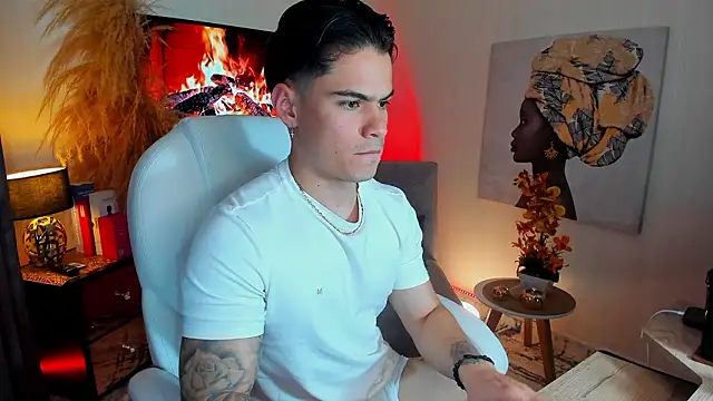 Matias_Murrier: онлайн-секс-чат