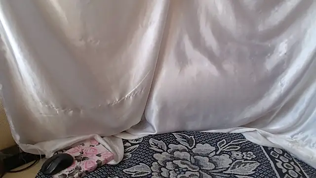 Burberrry_ 现场XXX聊天