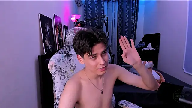 Foxicfu Adlı Modelin Canlı XXX Sohbeti