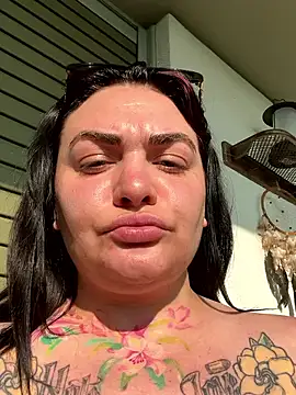 HeyBABYGIRLのライブXXXチャット