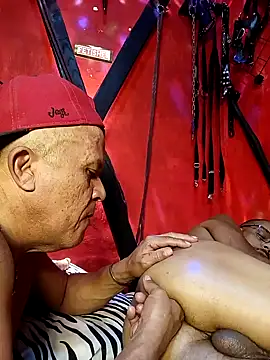 Charly_BC_Dirty webkamerás műsora