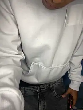 แชท XXX สดของ mondacuo3000