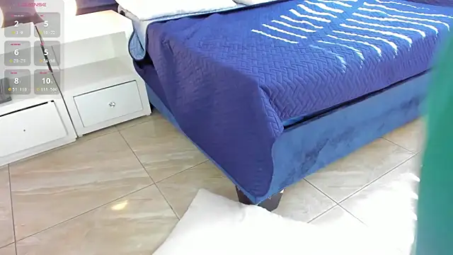 melanie_roux__ – Live XXX-chat