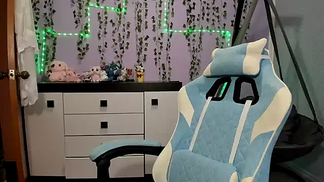 Yoonhee_ki's Live XXX Chat