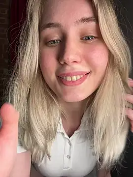 LovelyMiu's Webcam Show