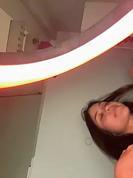 MisFrekcles_'s Webcam Show