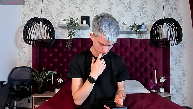 nicktorn's Live XXX Chat