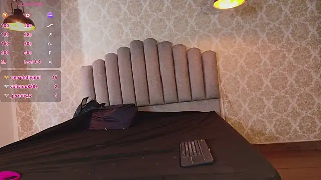 Red_Scarlet16 Chat XXX live