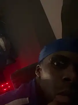 Blacknraw's Webcam Show