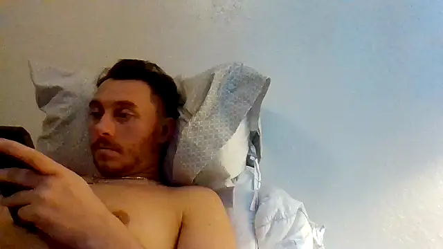 TallHungandCloudy69's Webcam Show