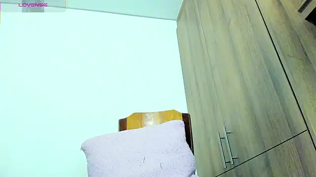 Bessie32 Live XXX-Chat