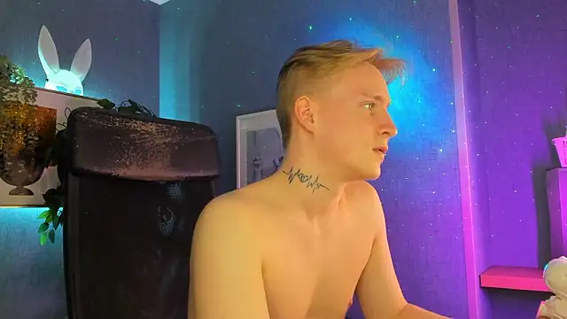 Chat +18 de AlexxSweet ao vivo