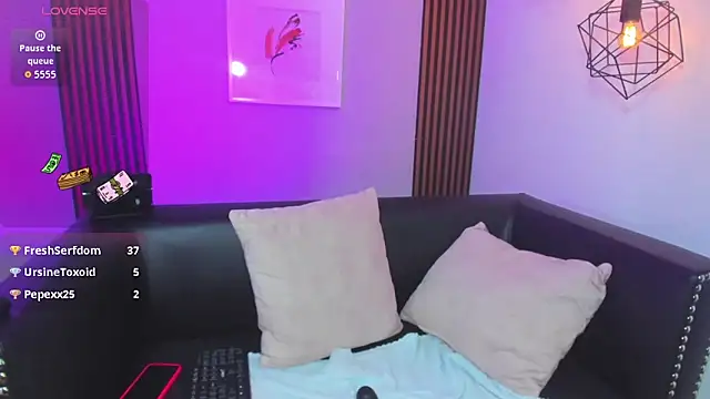 Nahiajhonson_'s Webcam Show