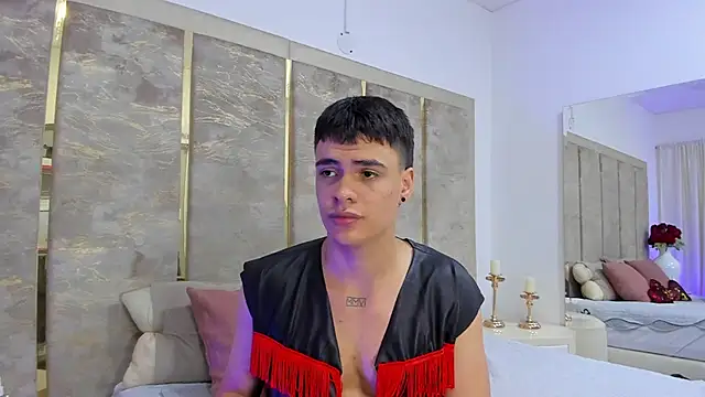 Chat +18 de BenitoSaenz ao vivo