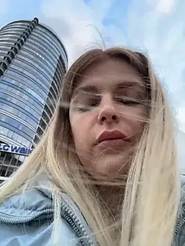 HarrietDart élő XXX-chatje