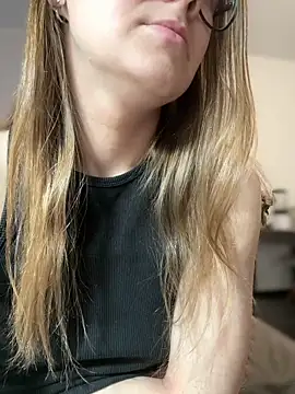 _CherryBloom_'s Live XXX Chat