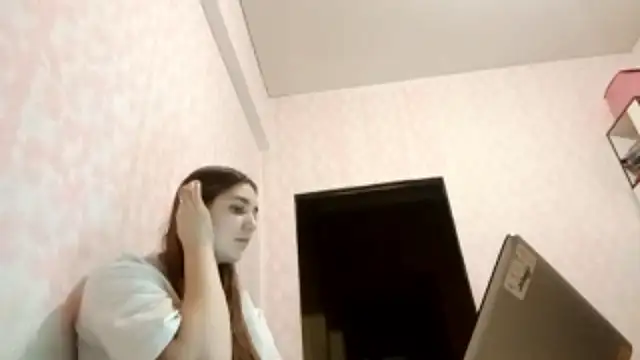 Онлайн чат XXX JanineThielman