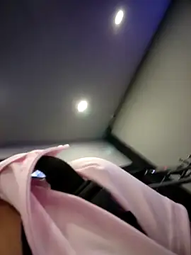 Chatroom XXX en direct de Izabella_Bella