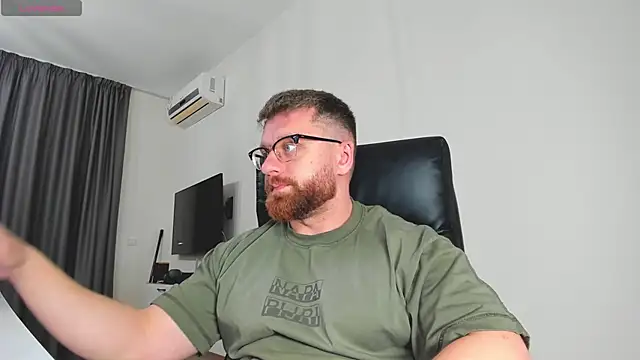 Findom_guy – Naživo XXX chat