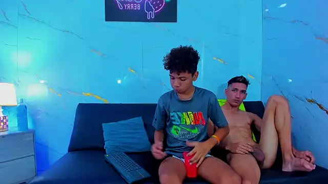 Chat +18 de Spicy_guys ao vivo