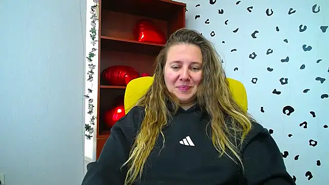 Nionelly 现场XXX聊天