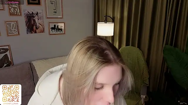 honey_kors Chat XXX in diretta