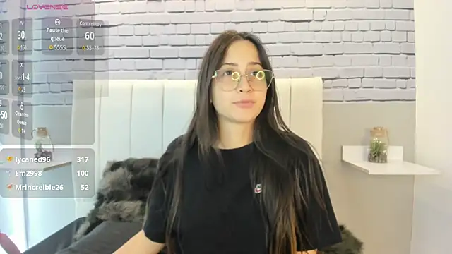 Chat XXX en directo de SophieeMoore