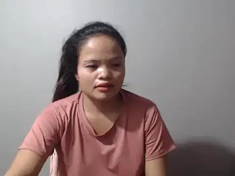 Lara_Sungのウェブカメラショー