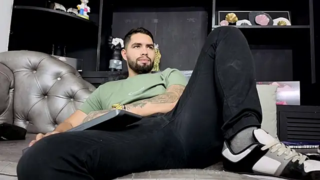 matteosantos 在線直播表演