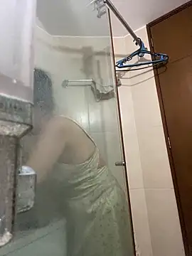 Sharongirl07のライブXXXチャット