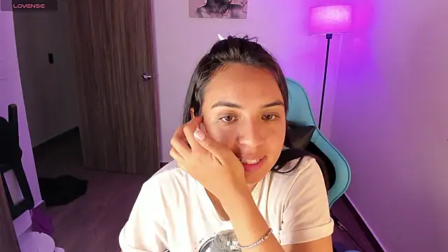 Nicole_Ss Live XXX-Chat