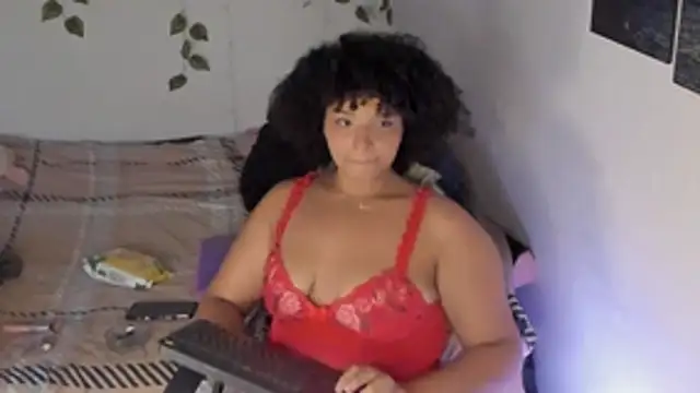 Chat XXX en directo de chloe_kisses