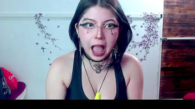 Ginebra_Sensual's Live XXX Chat