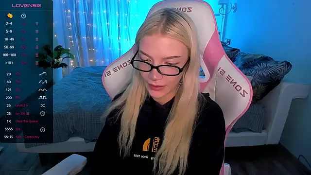 AnyaTaylor_'s Live XXX Chat