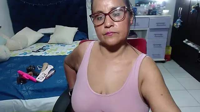 Živý XXX chat pervert_mommy_