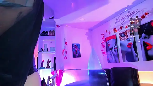 Chat +18 de kayilyn ao vivo