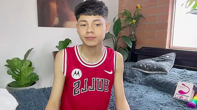 Živý XXX chat Andy_Belier23