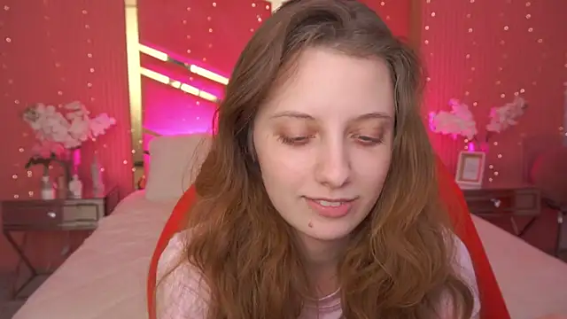 Chatroom XXX en direct de CuteeFoxy