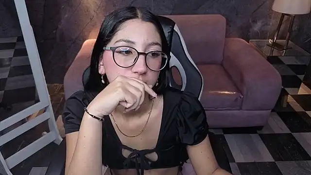 แชท XXX สดของ Sophie_jones_b