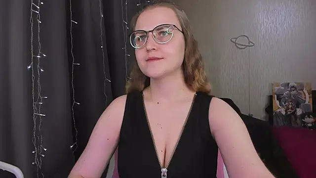 Chatroom XXX en direct de MissBrightShine