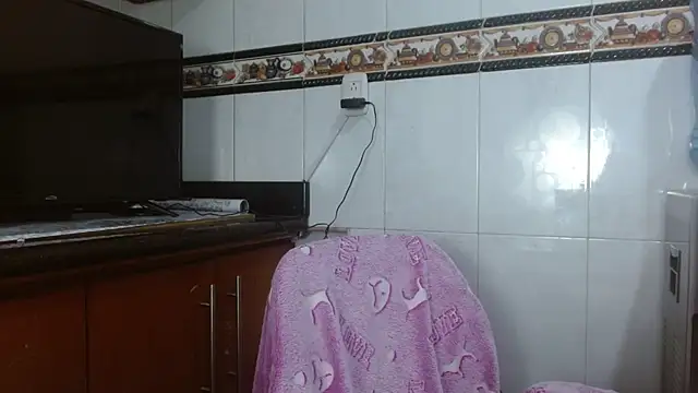 แชท XXX สดของ Baby_dirt