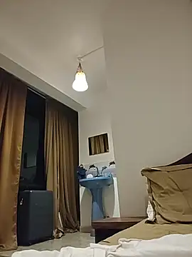 NakedMILFx Live XXX-Chat